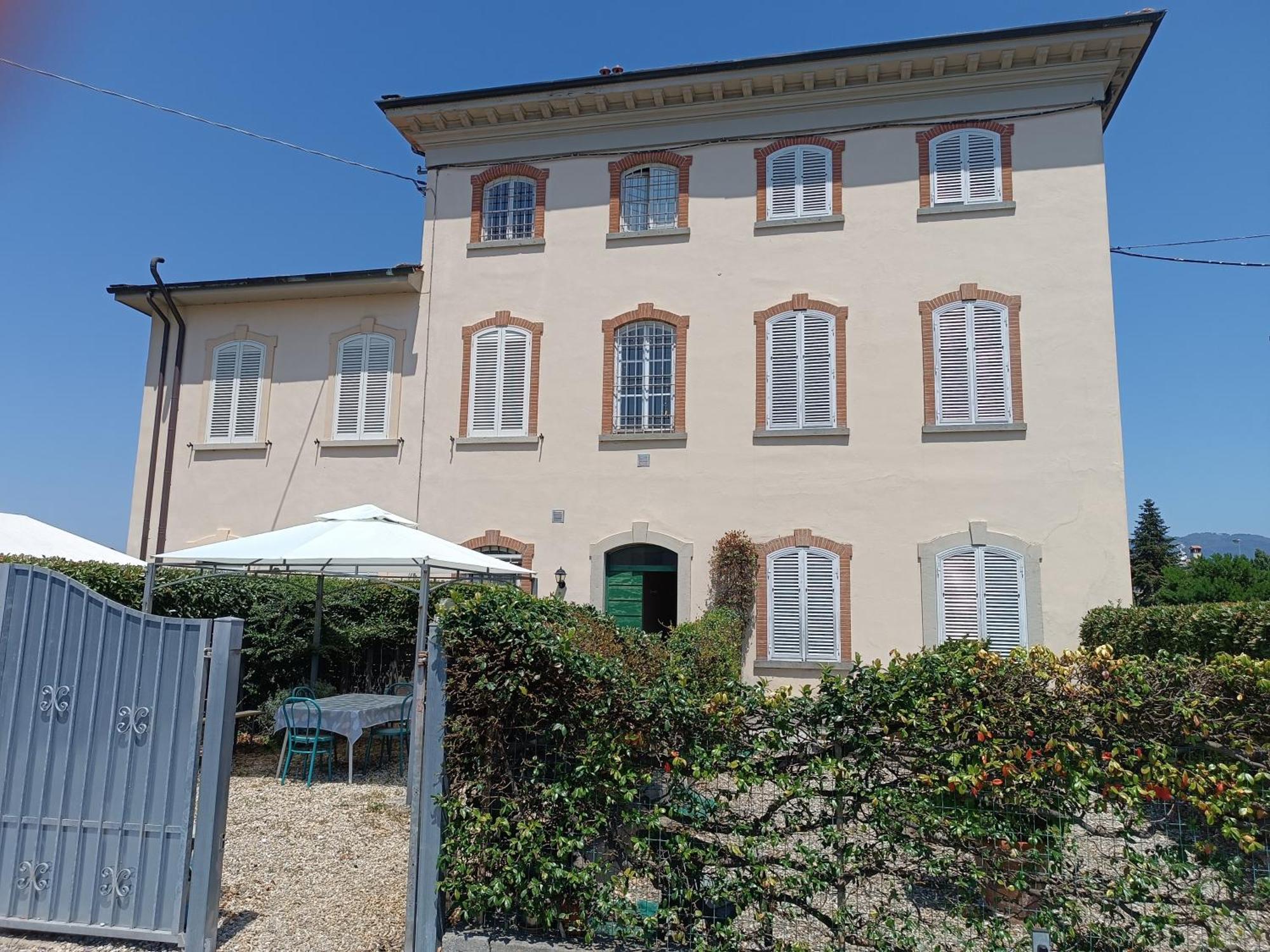 Casa Garibaldi Villa Lucca Esterno foto